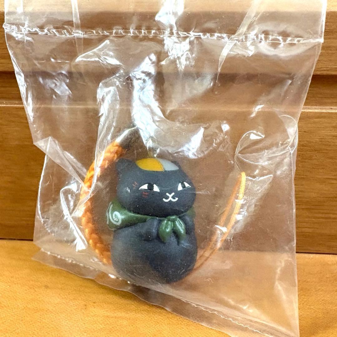 【新品未開封】ニャンコ先生 ストラップ22個セット ガチャガチャ　まとめ売り