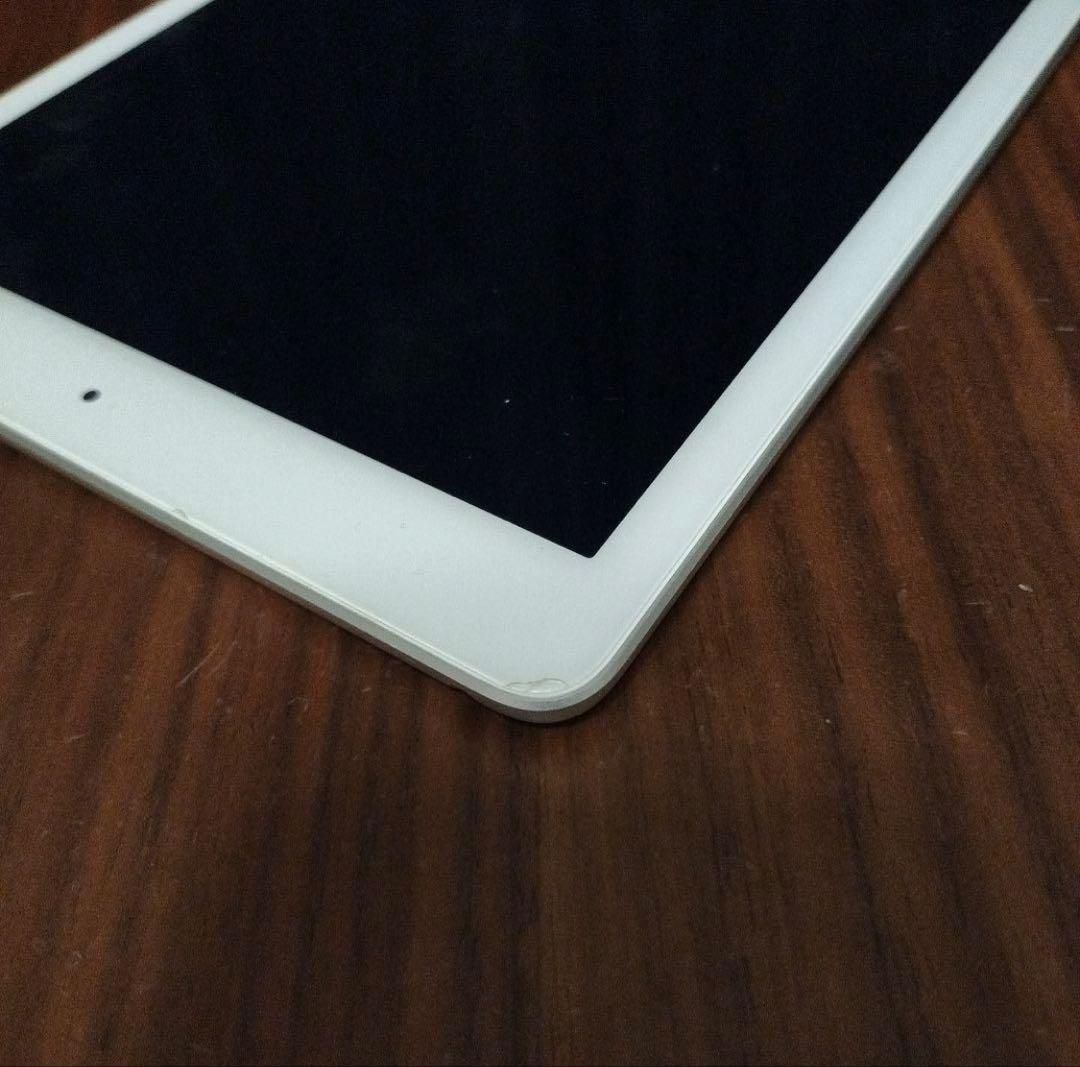 iPad 第6世代 32GB Wi-Fi MR7G2J/A 動作良好 シルバー