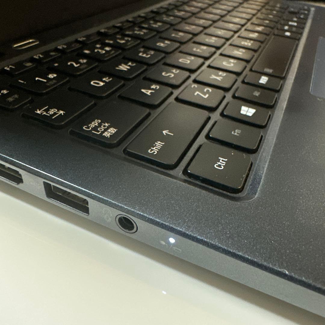 Dynabook G83 ジャンク 電源入らない SSDなし 充電ランプ点灯