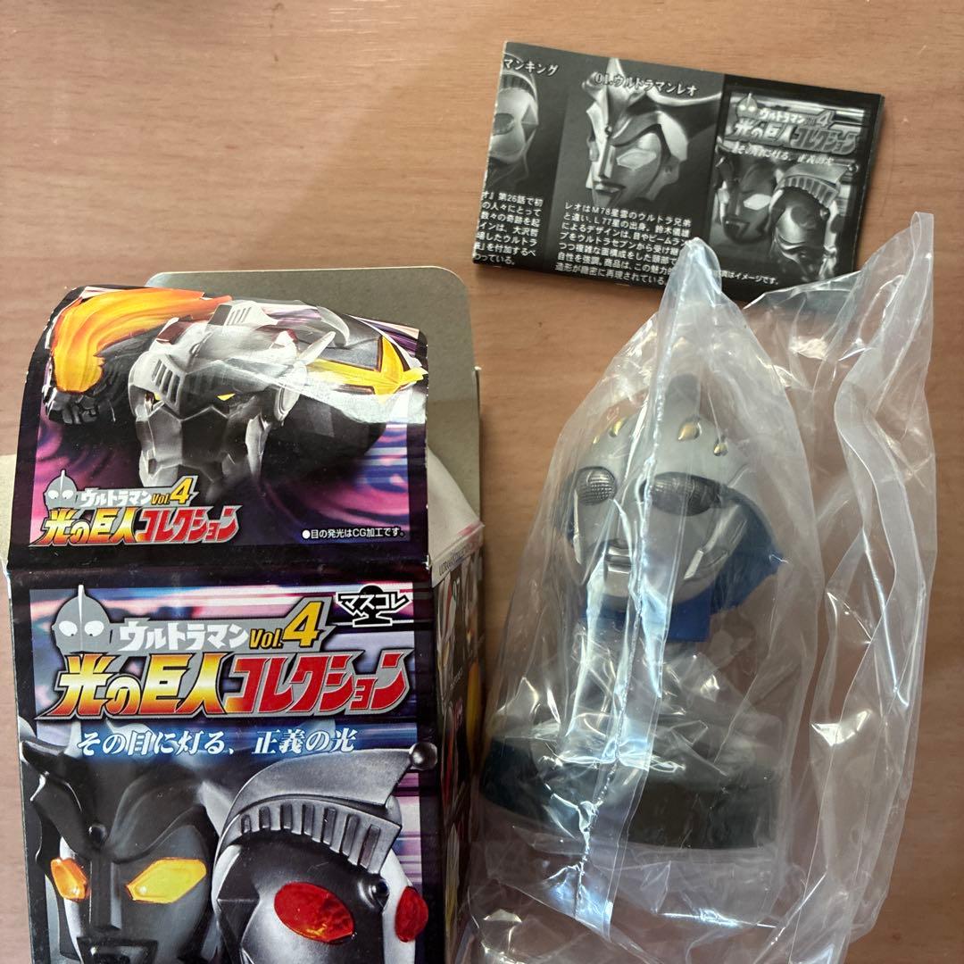 ウルトラマン　光の巨人コレクション4 ナイス　ティガダーク　キング等　箱付9個