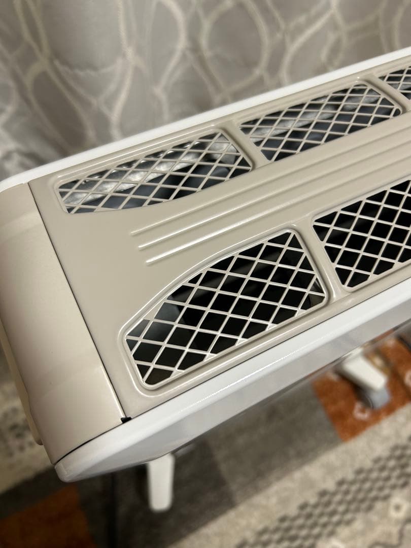 【美品】コロナ オイルレスヒーター ノイルヒートDHS-1221(CW)