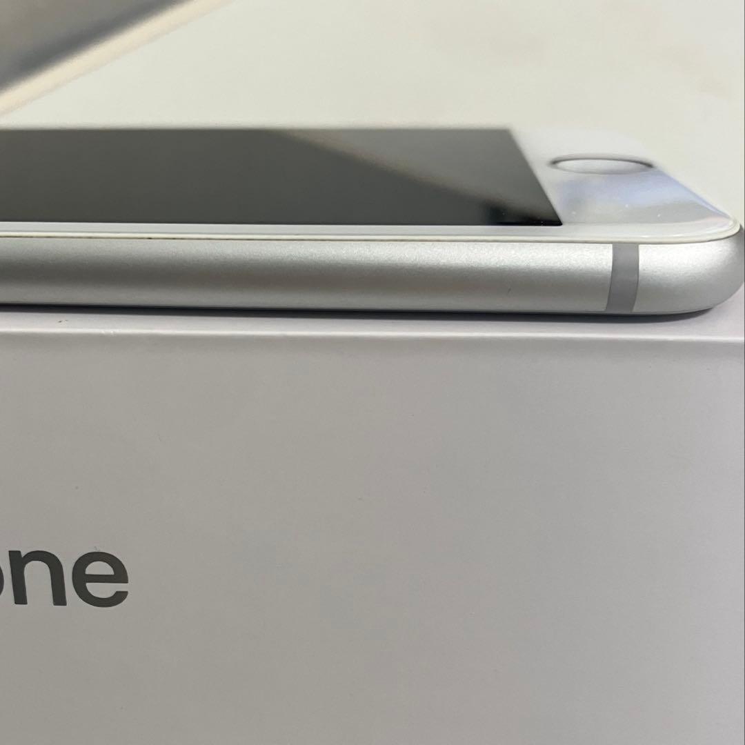 iPhone8 本体　箱あり