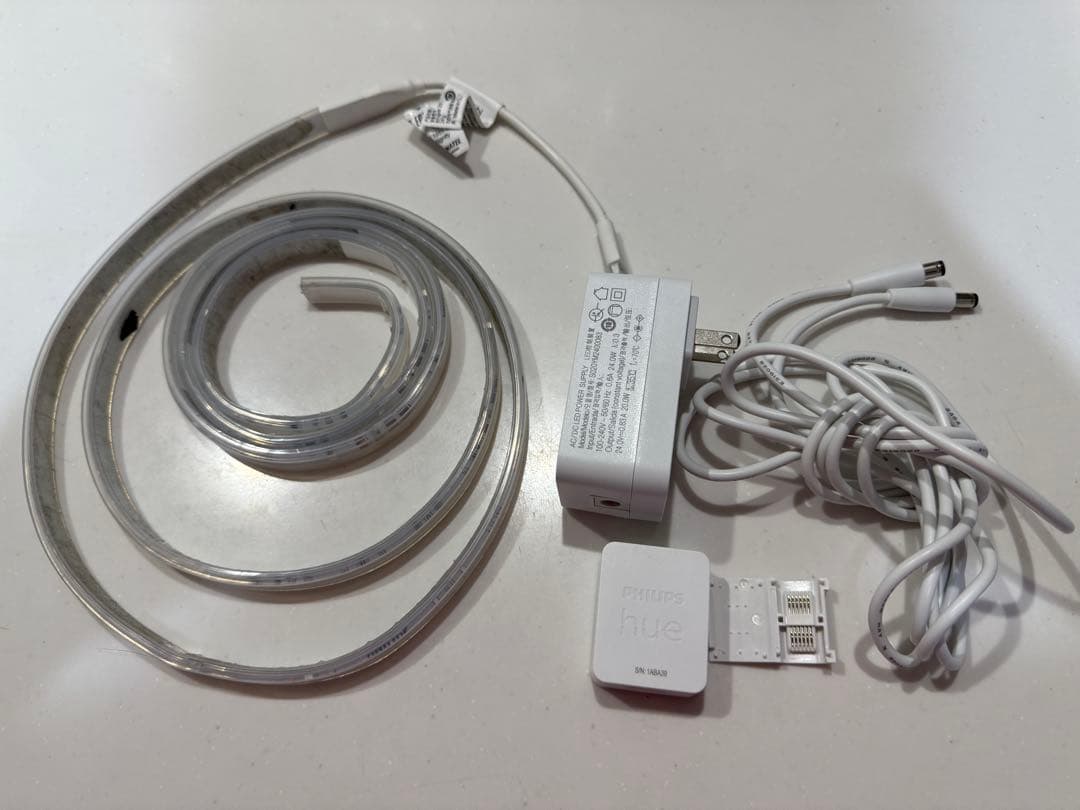 【新品同様】Philips Hue Lightstrip Plus 2m