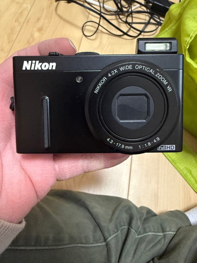 Nikon コンパクトデジタルカメラ COOLPIX P300