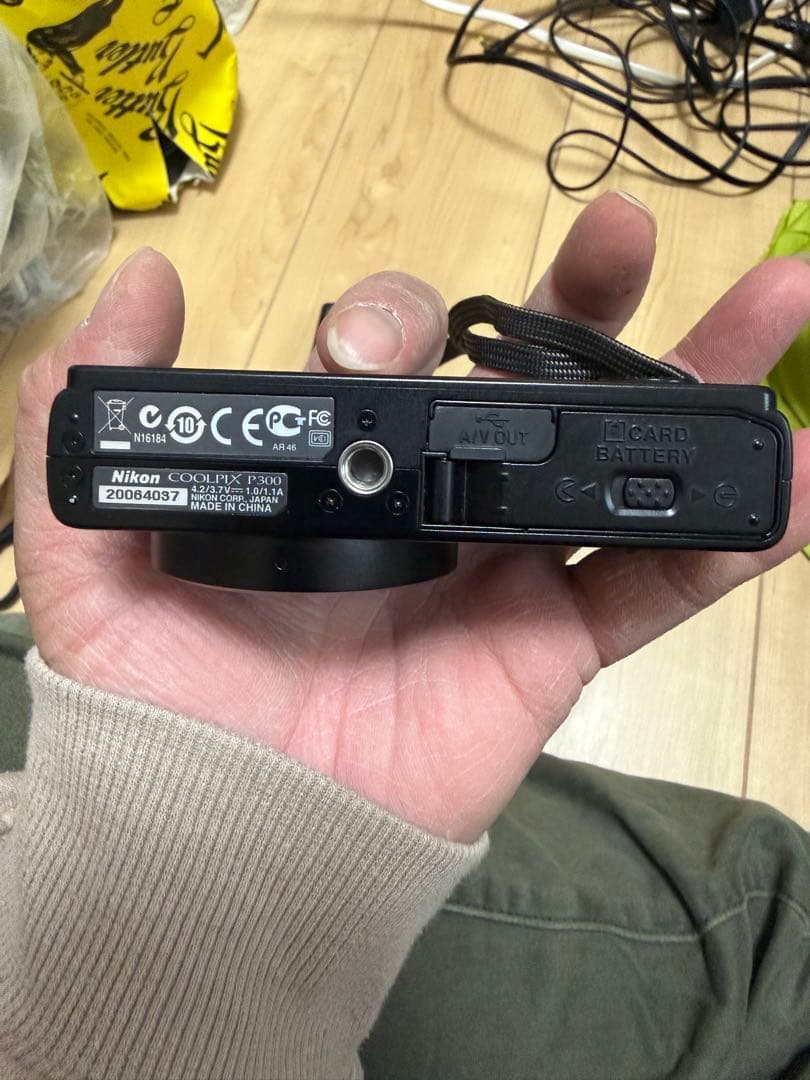 Nikon コンパクトデジタルカメラ COOLPIX P300