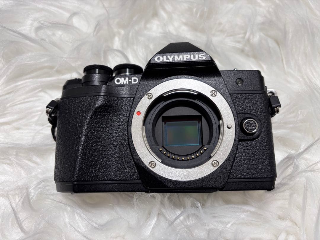 【レトロカメラ】OLYMPUS E-M10 Mark III 本体＋レンズセット