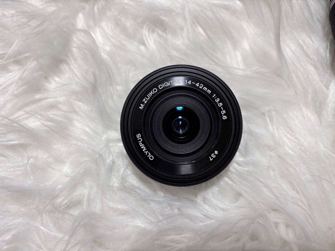 【レトロカメラ】OLYMPUS E-M10 Mark III 本体＋レンズセット
