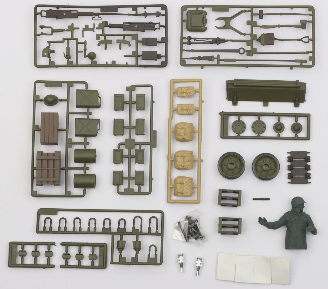 HENGLONG　1/16スケール　半金属製　M4シャーマンラジコン完成品　新品