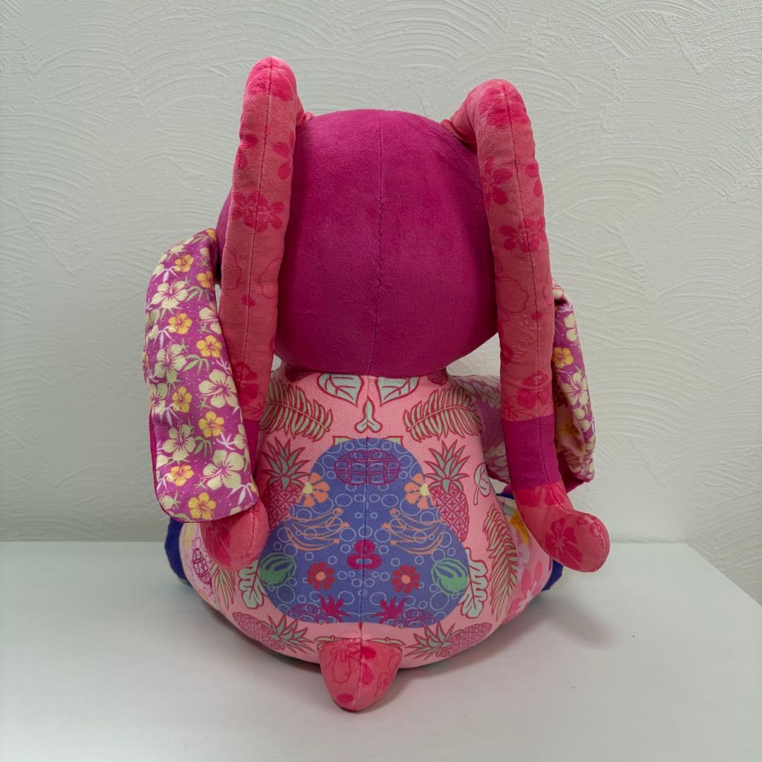 【希少】ディズニーリゾート　スティッチ　ぬいぐるみ　アロハ　パッチワーク　花柄