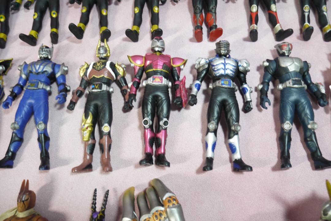 ライダーヒーローシリーズ　など　仮面ライダークウガ・アギト・怪人　34体