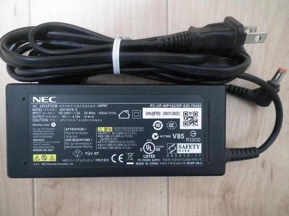 NEC ノートパソコン LaVie L LL750SSW/中古特価良品