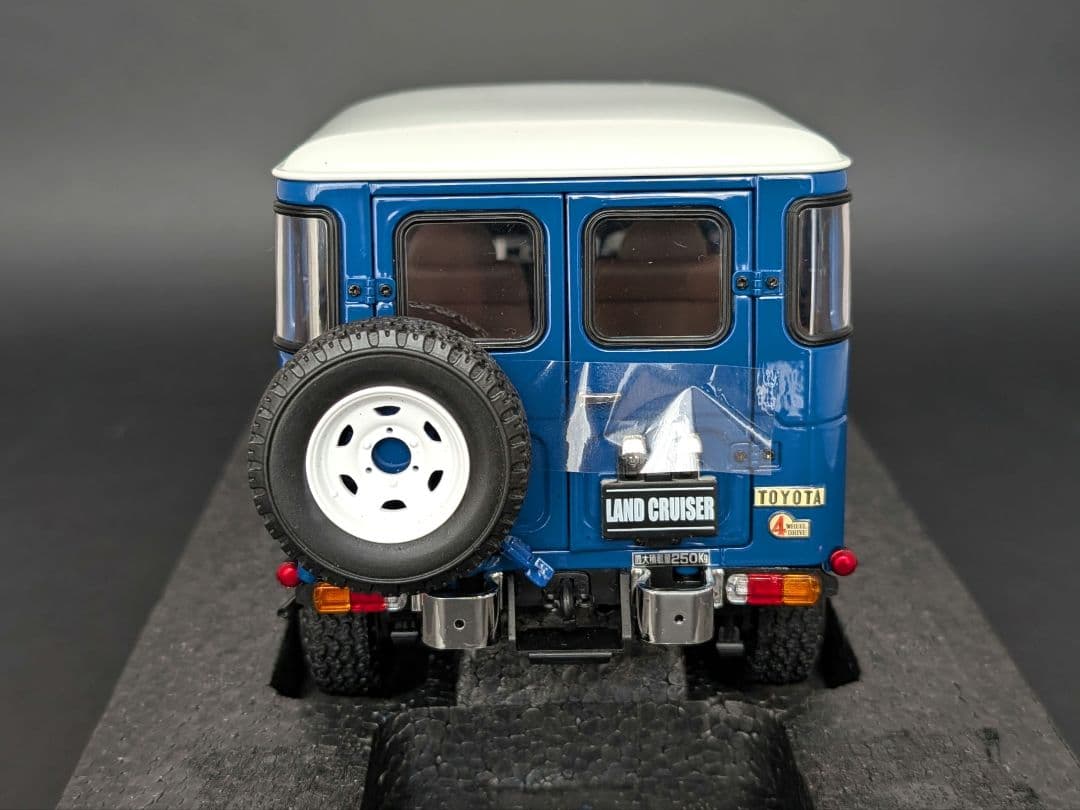 京商 1/18 ランドクルーザー 40 ブルーカラー クラファン400台限定品