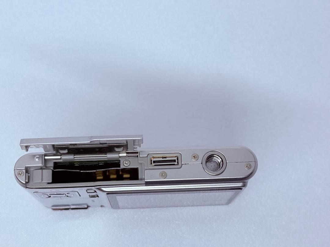 CASIO EX-S600 シルバー コンパクトデジカメ