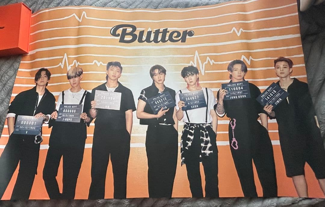 TinyTANタオルセットとBTSアルバム