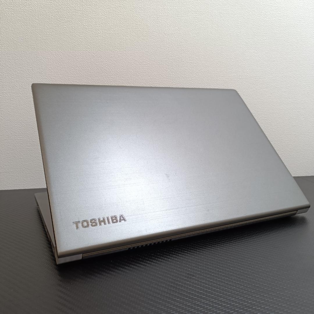 ノートPC Windows11 Core i7 SSD メモリ8GB 東芝 薄型