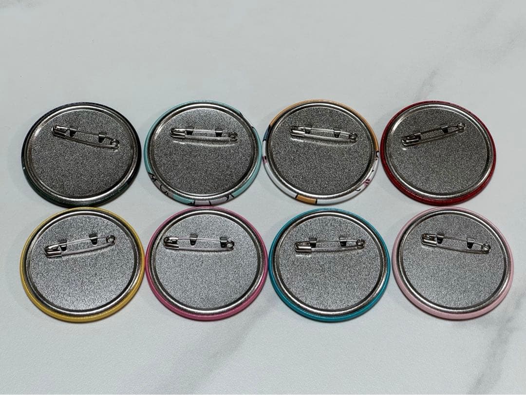 【初期】ちいかわ なかよしおでかけ缶バッジinカプセル 8個セット
