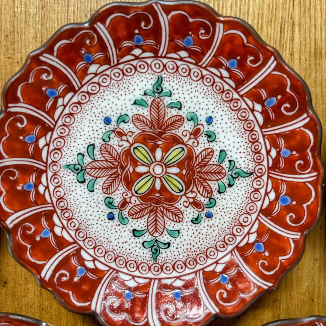 九谷焼　角福　飯田屋　赤絵　3.5号皿揃　小皿　豆皿　銘々皿　直径10.5cm