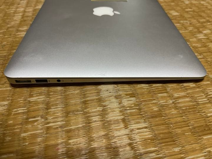 Apple MacBookAir 13inch 4GB 2012 Office付