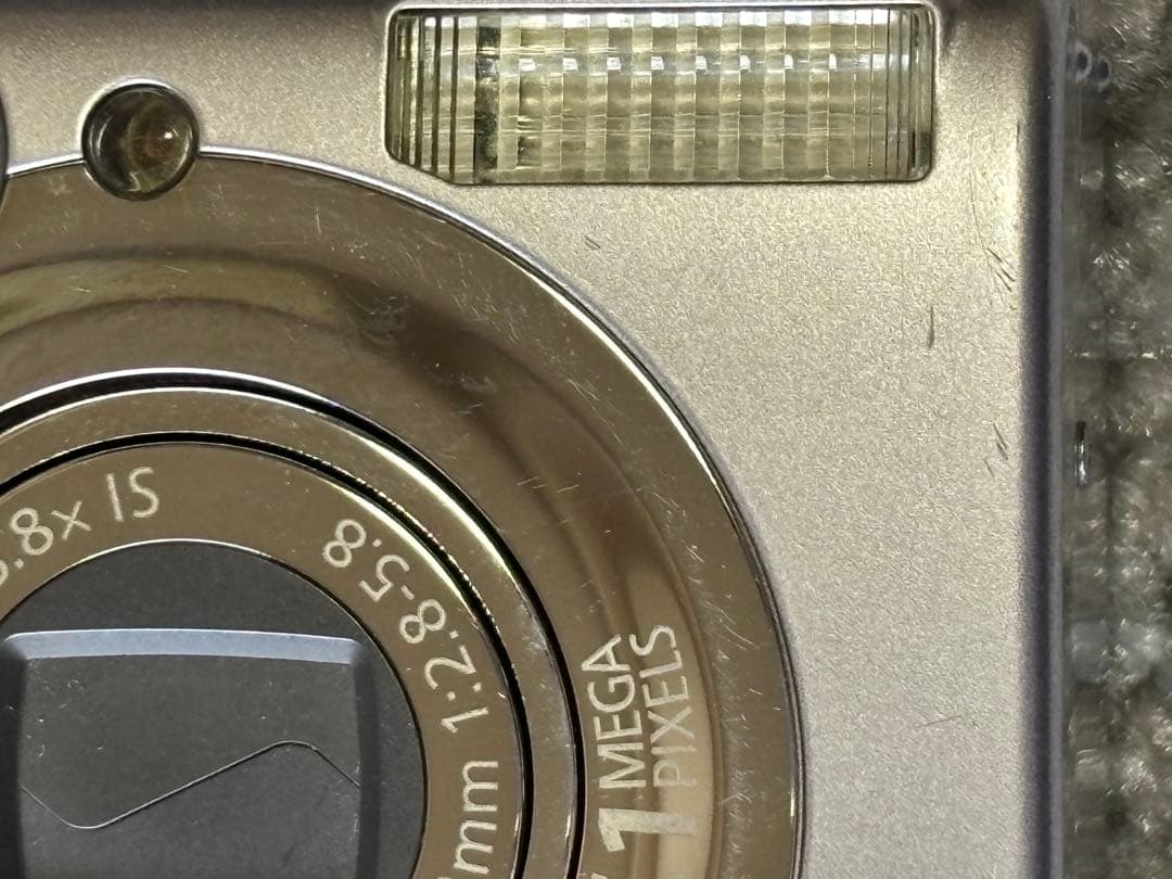 Canon IXY DIGITAL 900IS 本体