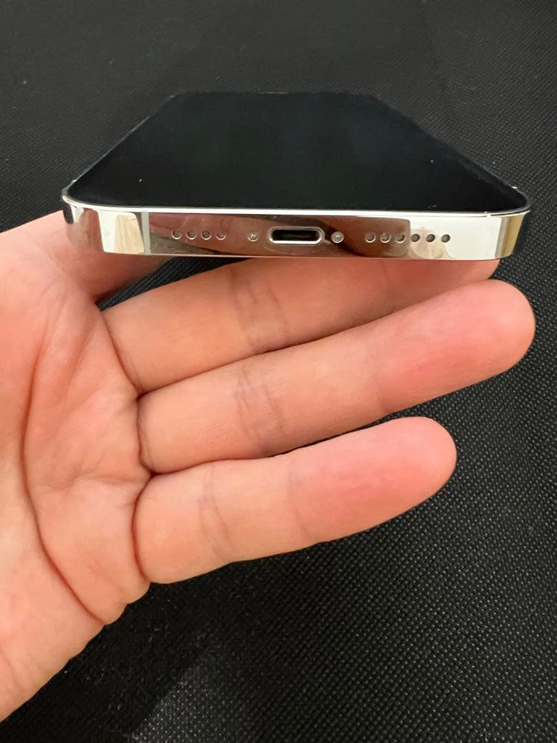 iPhone 13 pro max 128GB 本体 SIMフリー シルバー