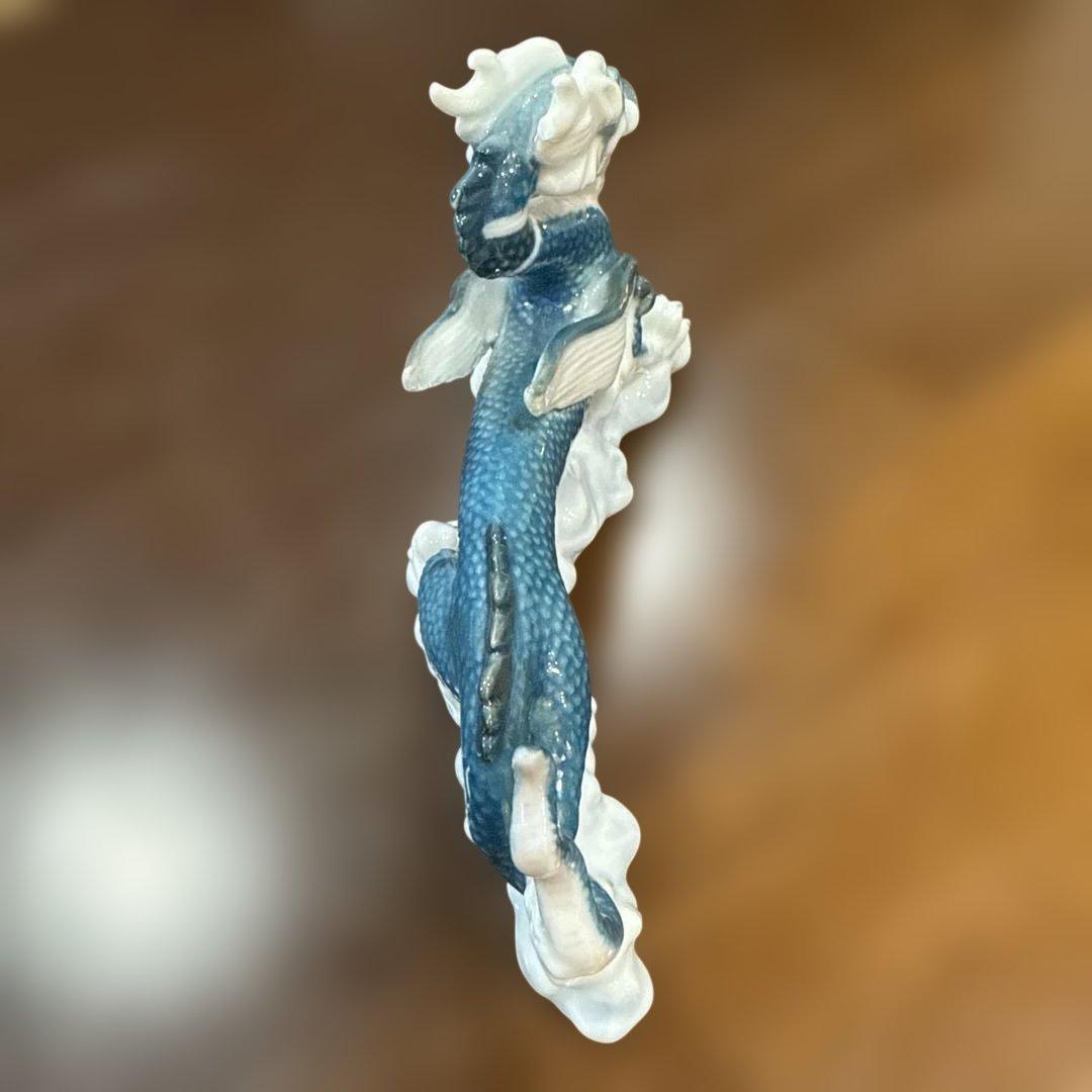   青×白 ドラゴン置物 約17cm