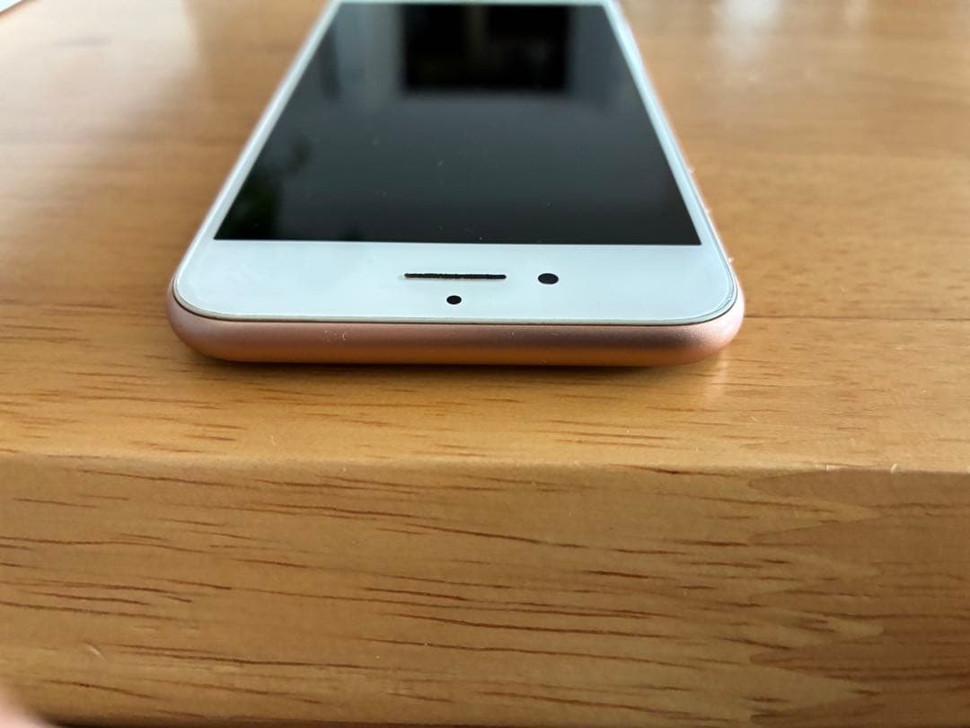Apple iPhone 8 ゴールド 本体