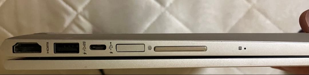 HP ENVY x360 15インチ i5 8GB office付