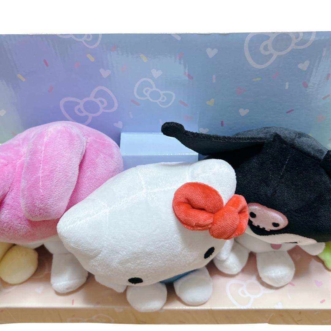 HELLO KITTY AND FRIENDS キティー ぬいぐるみ 8インチ