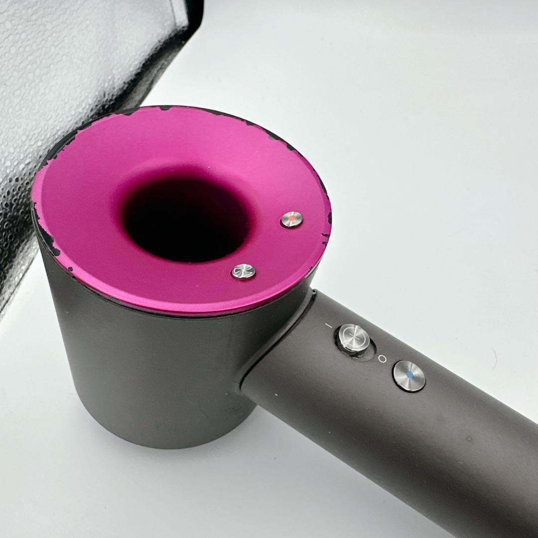 風量新品同様 ダイソンドライヤー Dyson HD01 レッド 大風量 速乾
