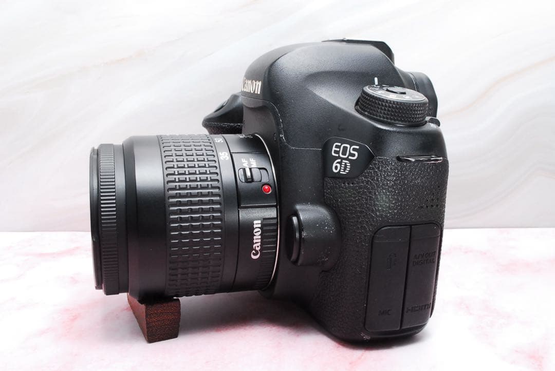 Canon EOS 6D★フルサイズ一眼レフ★初心者おすすめ★Wi-Fi搭載★