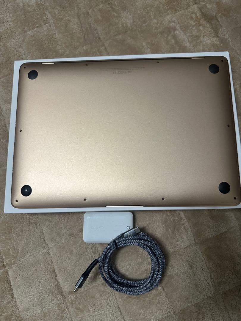 R*u様 Apple MacBook Air ゴールド 13インチ 256GB