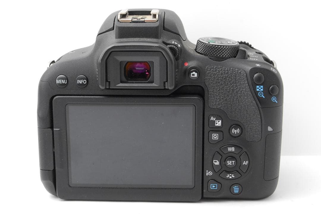 【使用感少なめ　美品】Canon Kiss X9i　WiFi　スマホ転送　自撮り