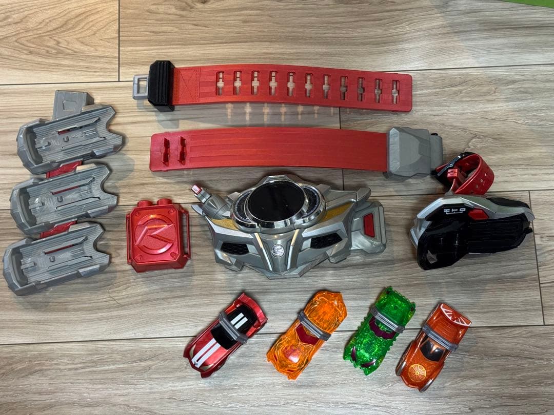 仮面ライダーとスーパー戦隊のおもちゃ各種