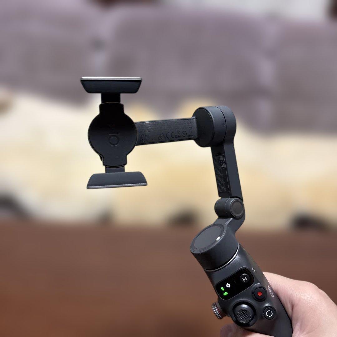 DJI Osmo Mobile 8 ジンバル アドバンストトラッキングコンボ