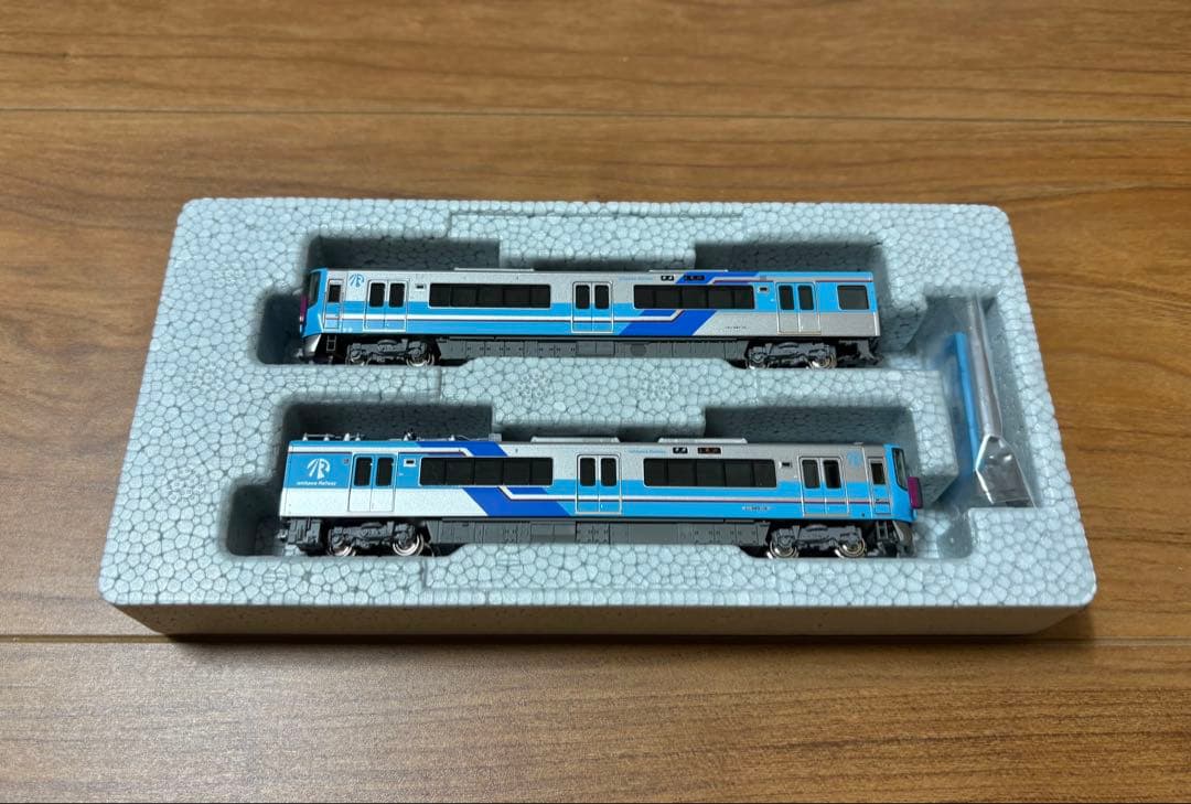 ● KATO 10-1508 IRいしかわ鉄道521系 古代紫系