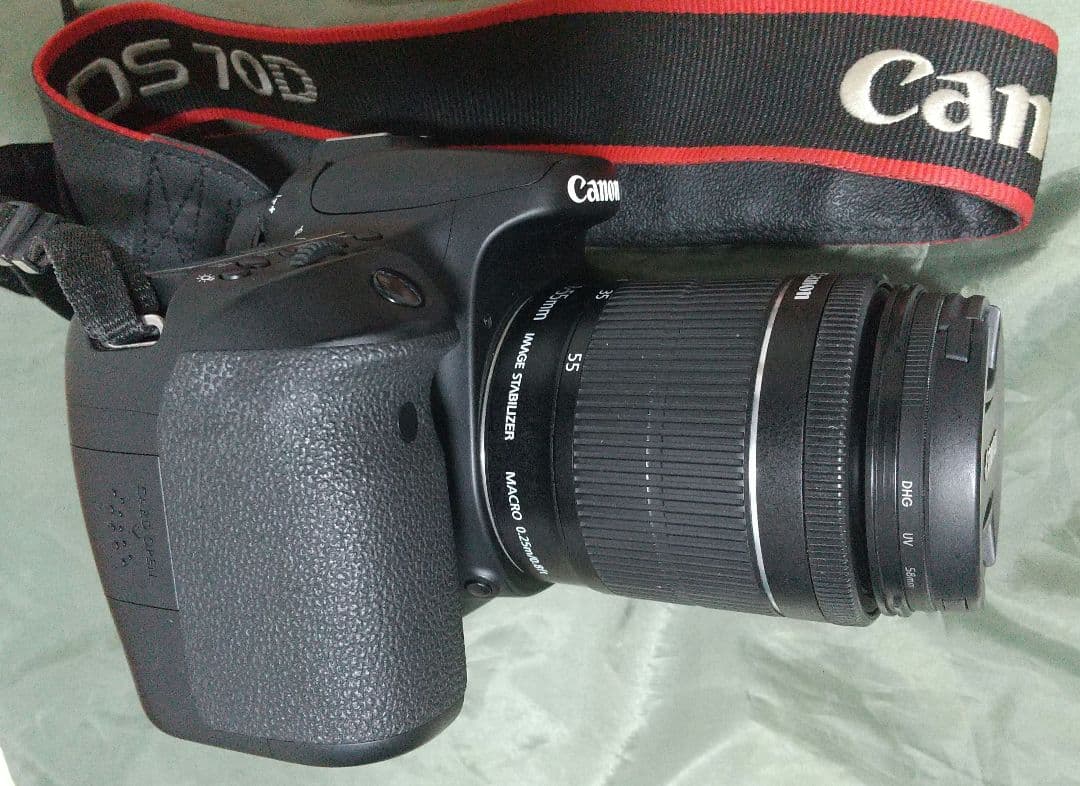 美品CanonEOS 70D ダブルズームレンズキット