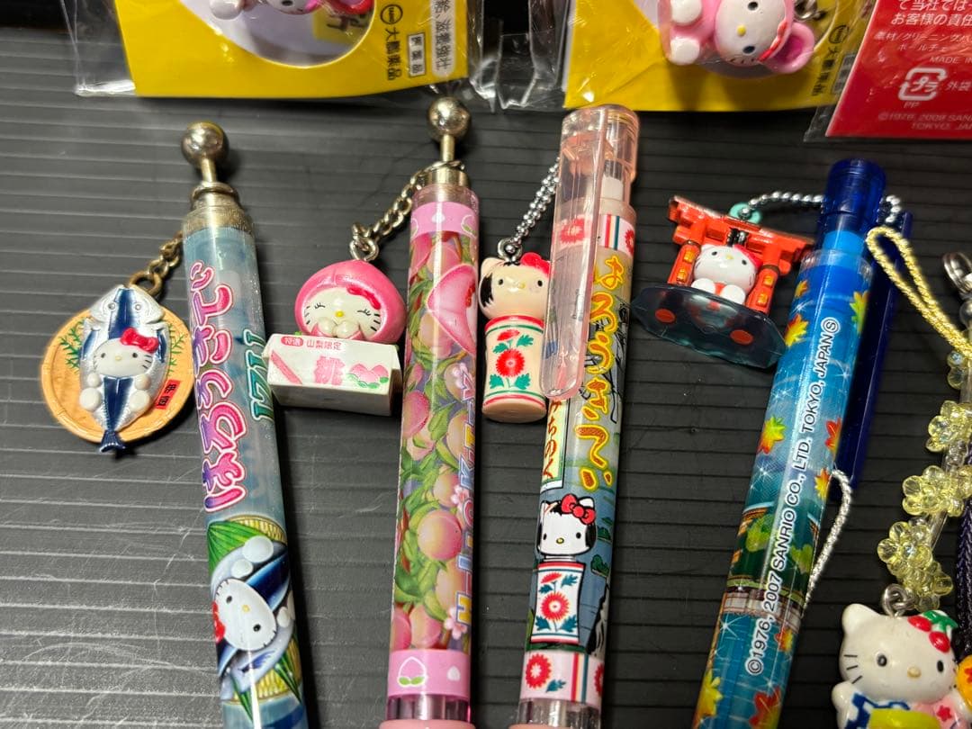 ご当地キティ　シャーペン　ボールペン　根付け　ストラップ　まとめてセット