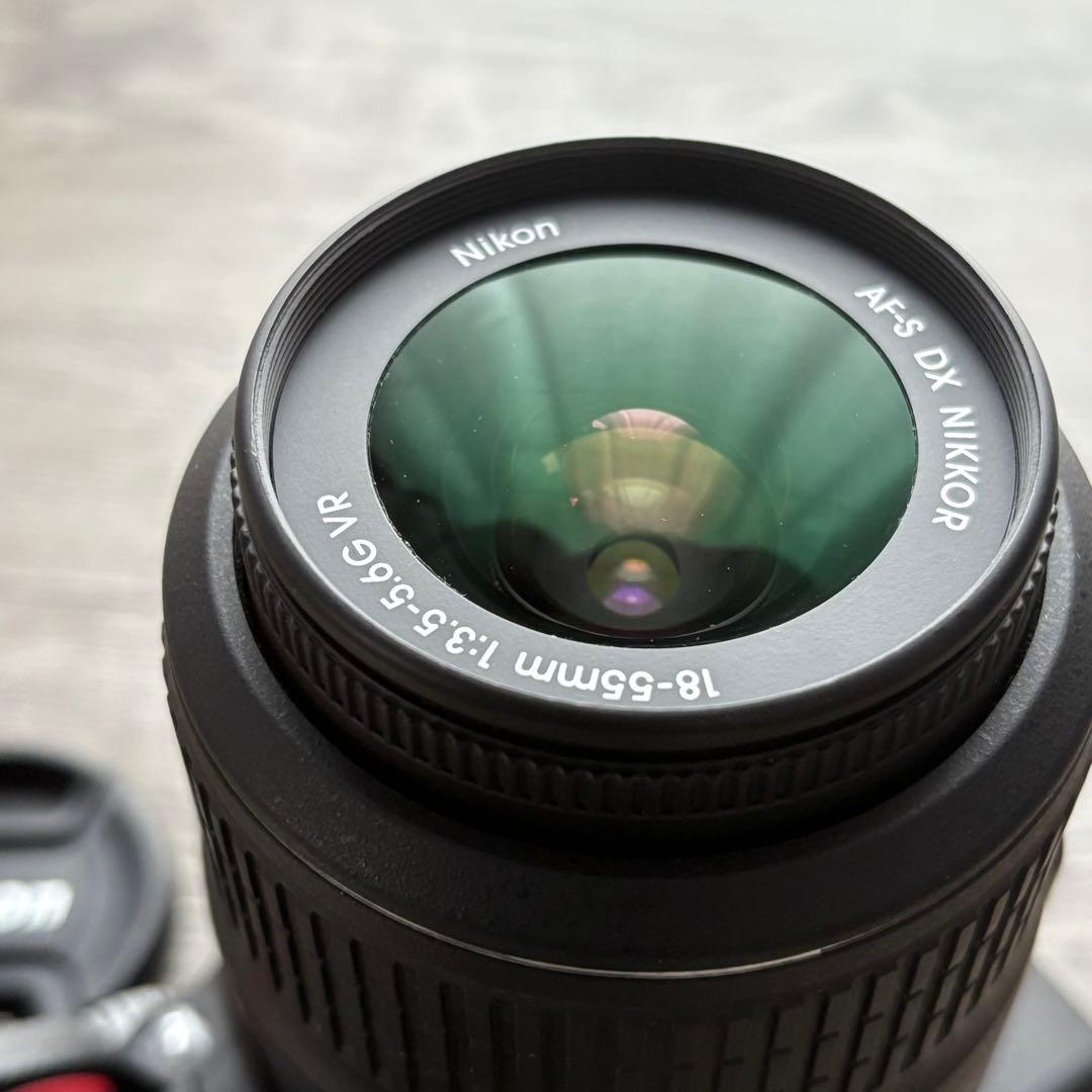 Nikon D60 デジタル一眼レフカメラ