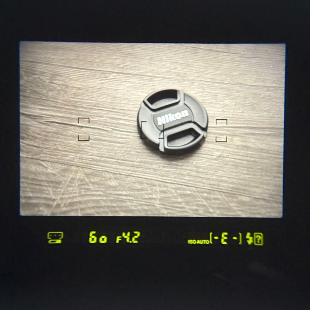 Nikon D60 デジタル一眼レフカメラ