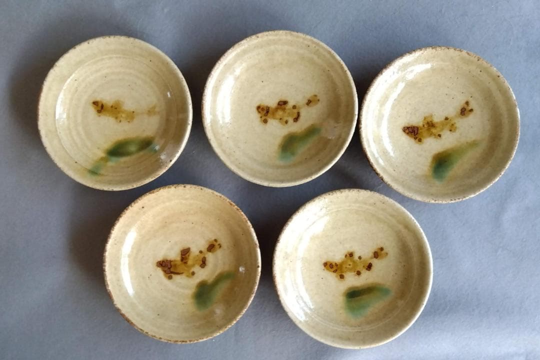 美濃焼の名工　佐藤公一郎　康元窯 　黄瀬戸 魚紋様　銘々皿(5客組)セット