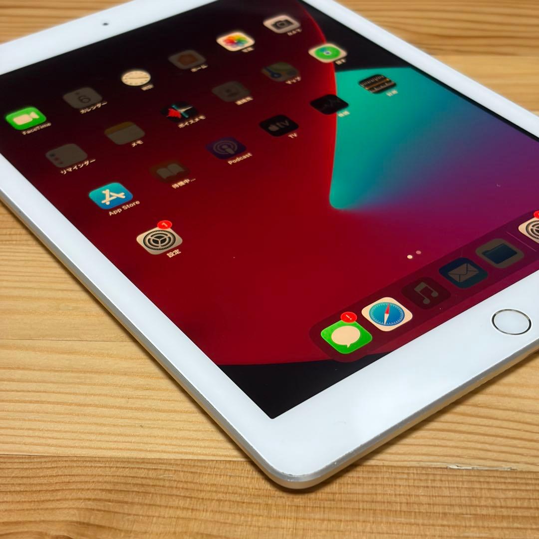 ト*タ様 iPad 第五世代 32GB セルラーモデル 53809
