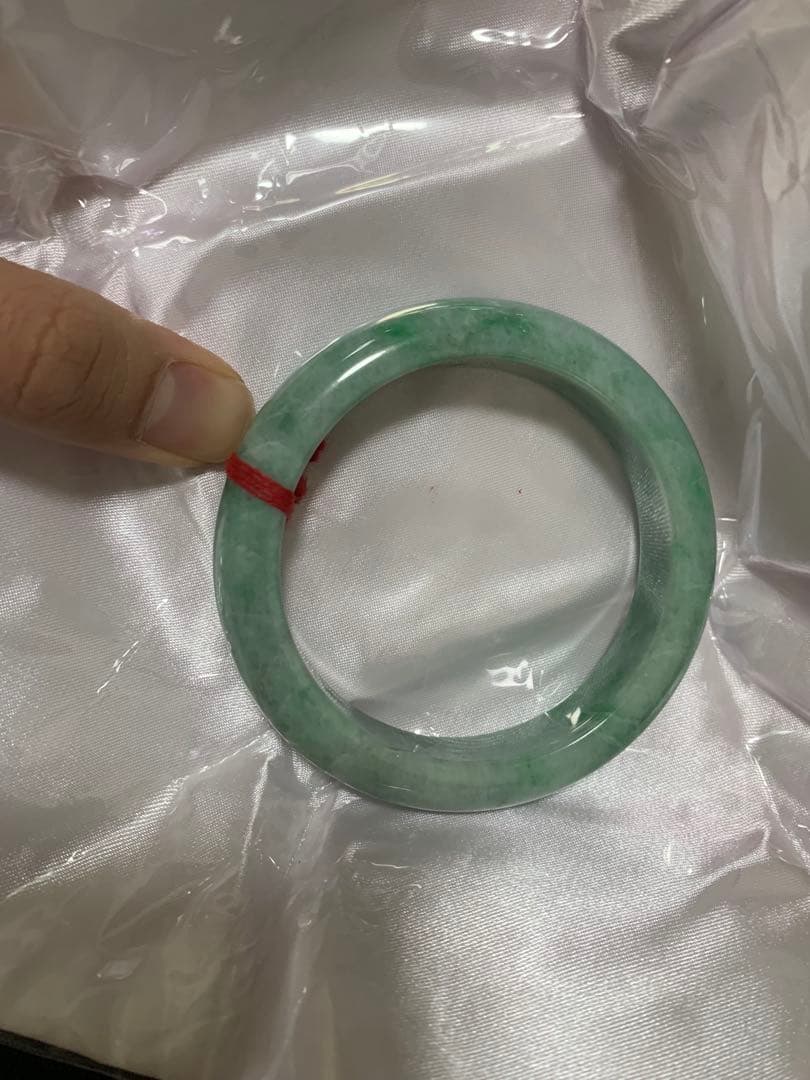 翡翠製緑色バングル
