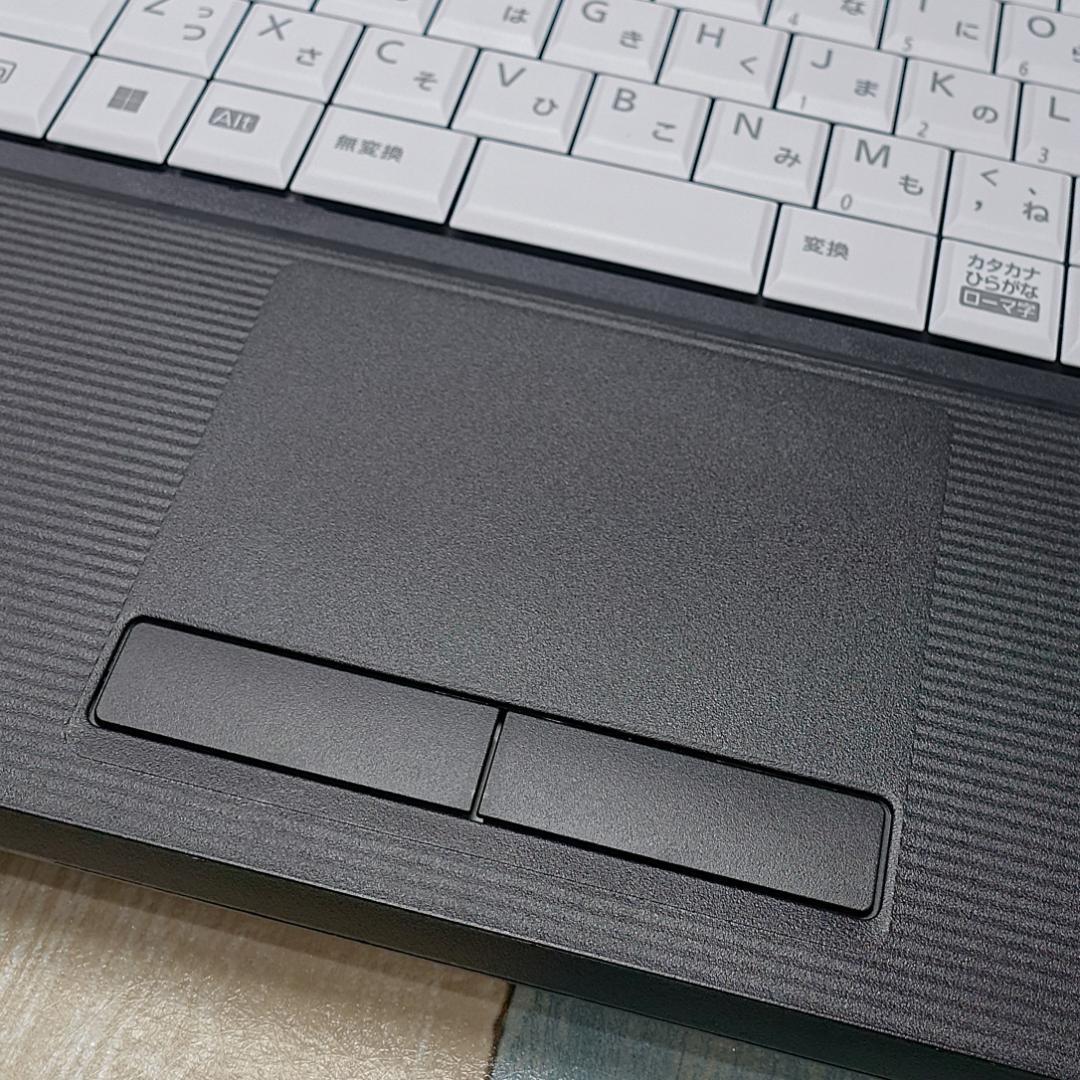 美品で神速の２０２２年製✨１２世代コアｉ５に超高速新品ＳＳＤ１ＴＢ＆大容量メモリ