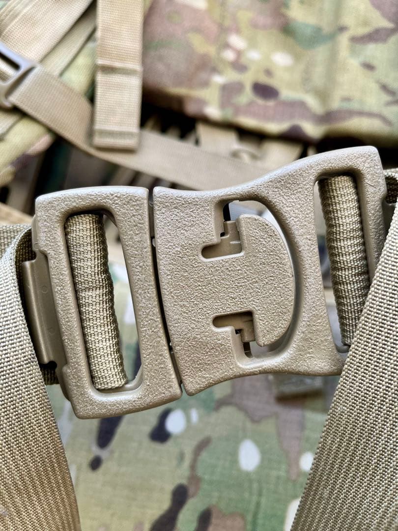 米軍放出品 ラージ リュックサック マルチカム MOLLE II フルセット