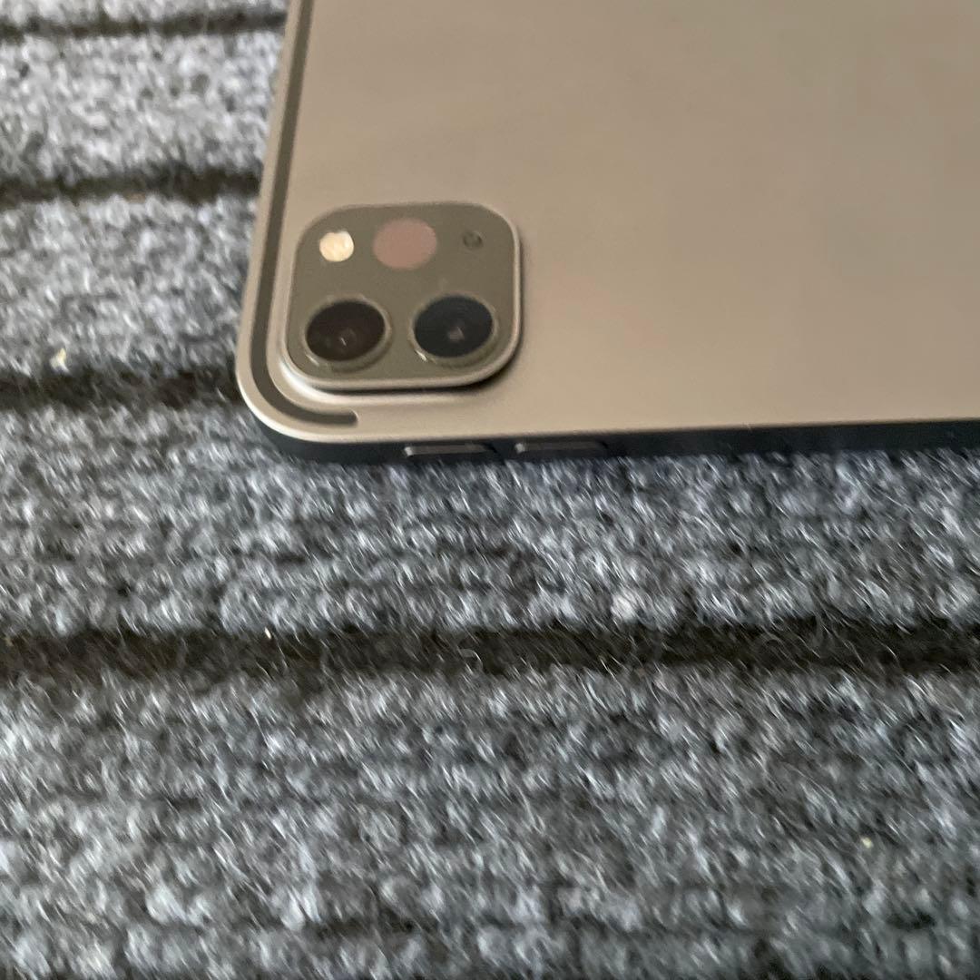 42 iPad Pro 12.9インチ 4世代 128GB スペースグレイ