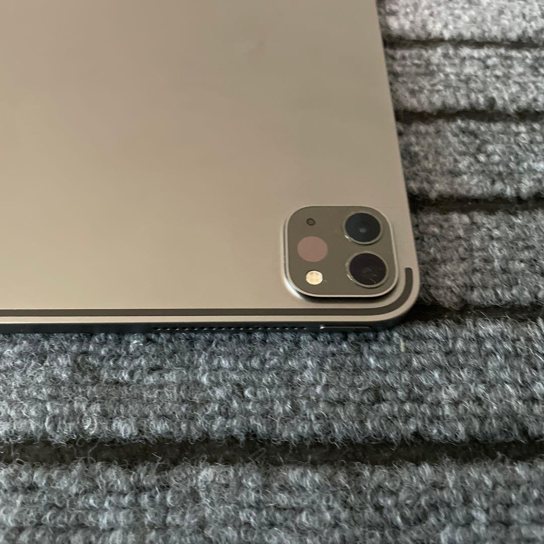 42 iPad Pro 12.9インチ 4世代 128GB スペースグレイ