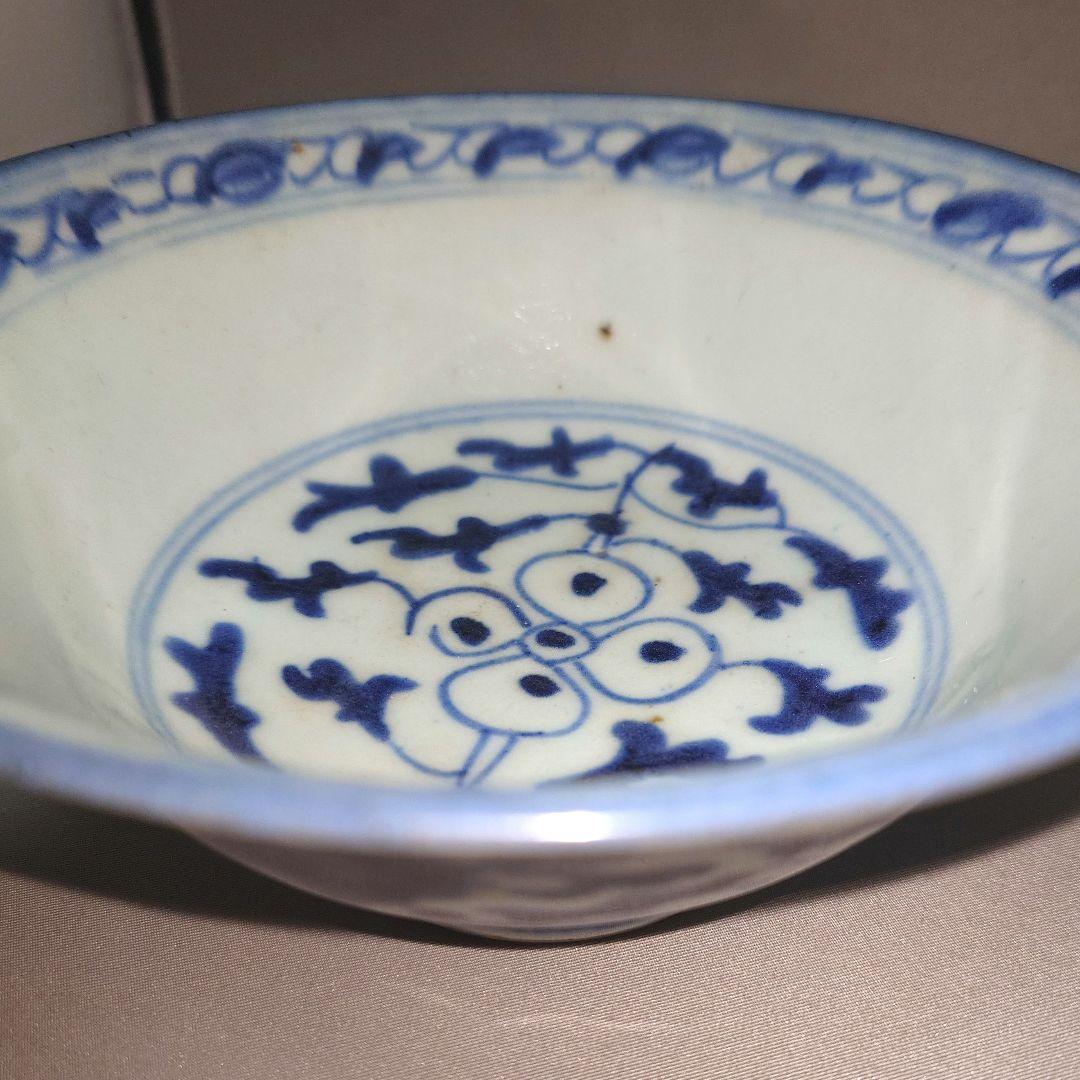 『青花牡丹唐草紋碗』　染付　花紋　古磁器　中国古玩　古美術　景徳鎮　民窯　茶道具