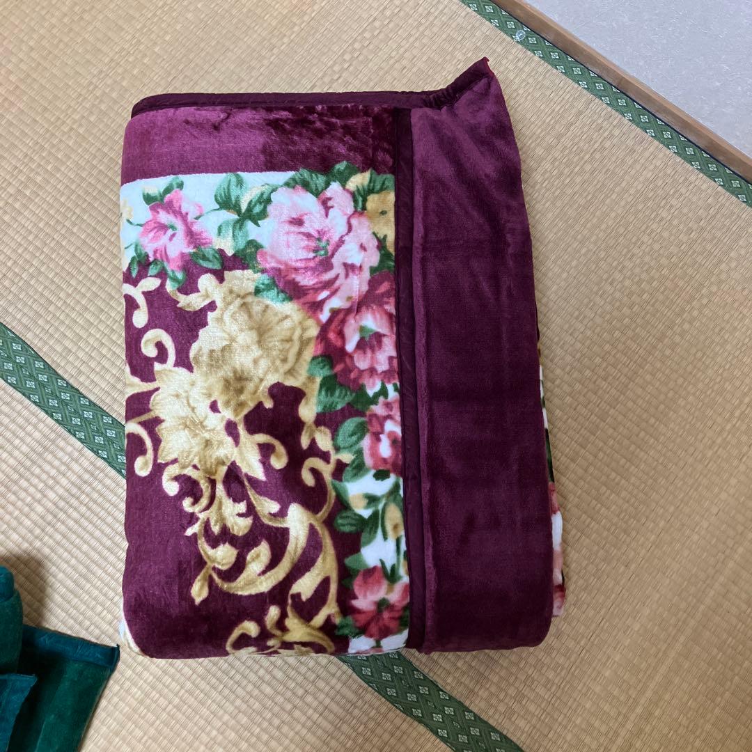 【新品】遠赤わた入り三層ボリュームマイヤー毛布2色セット