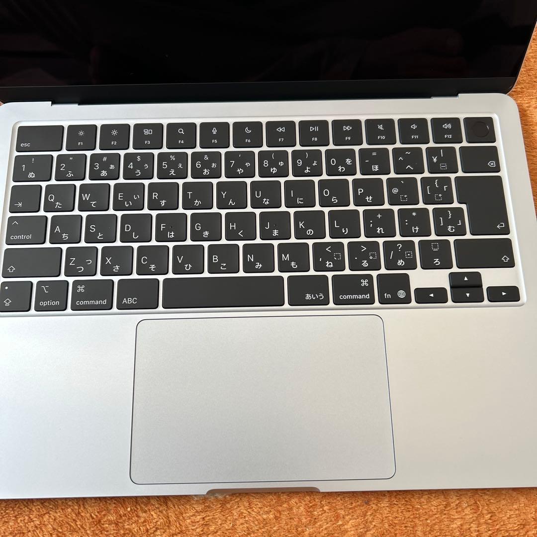極美品MacBookAir M4 2025 13㌅250GB 16GB