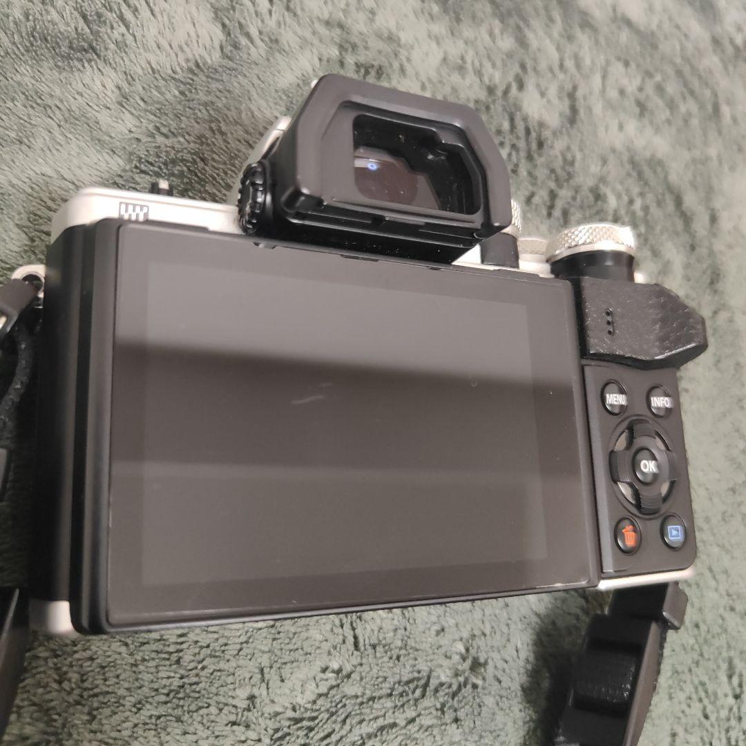 OLYMPUS OM-D E-M10 Mark ⅱ ミラーレス 本体
